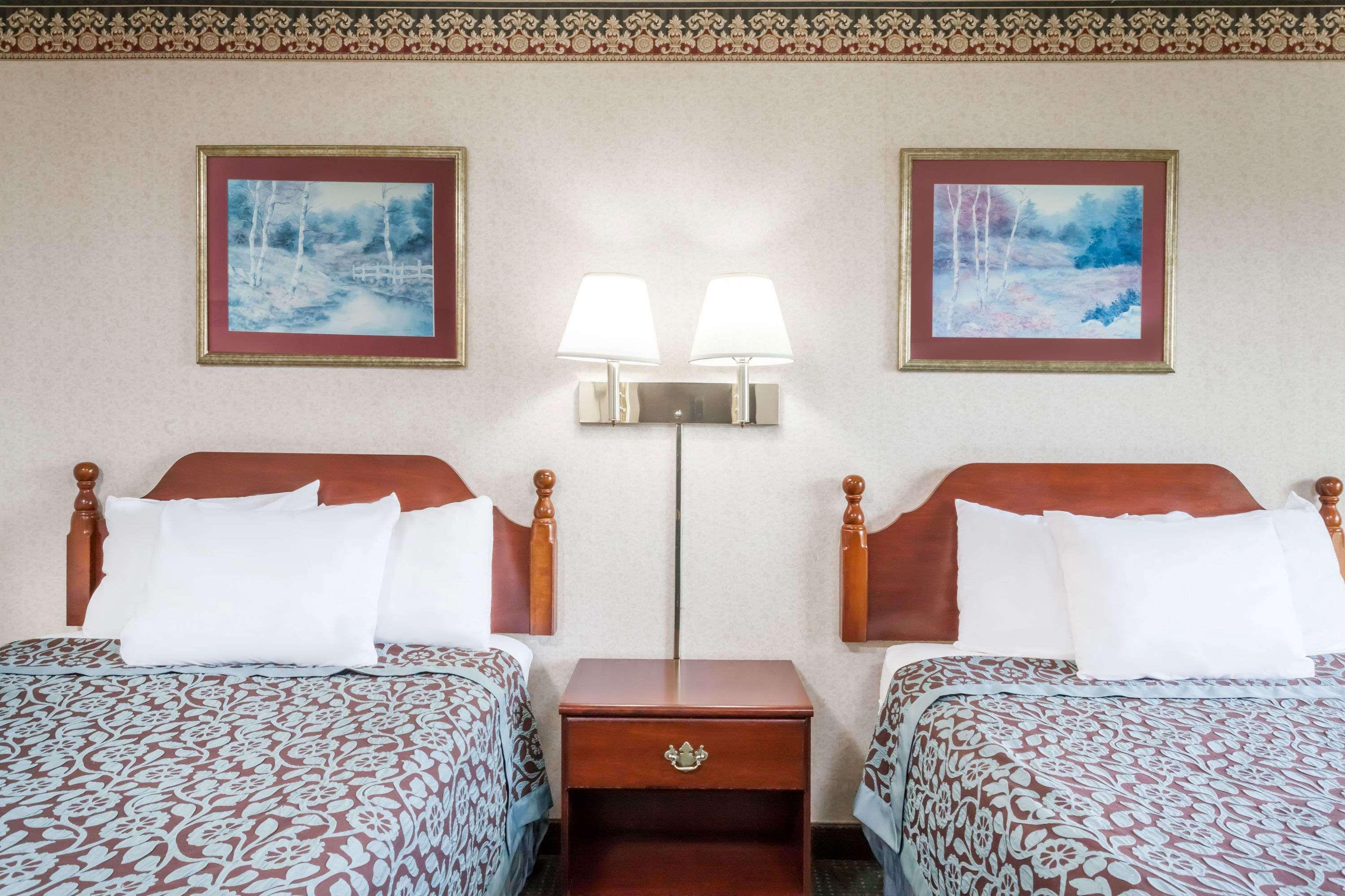 Days Inn By Wyndham Таннерсвилл Экстерьер фото